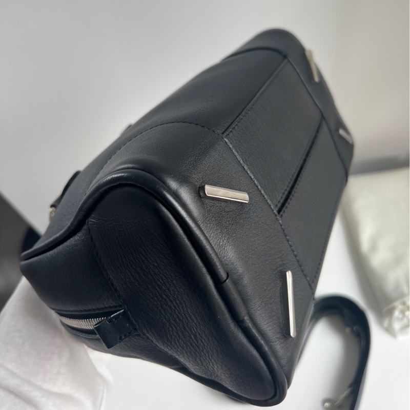 Loewe Amazona 黑色手提包 肩背斜背包 簡約高級百搭🖤-12