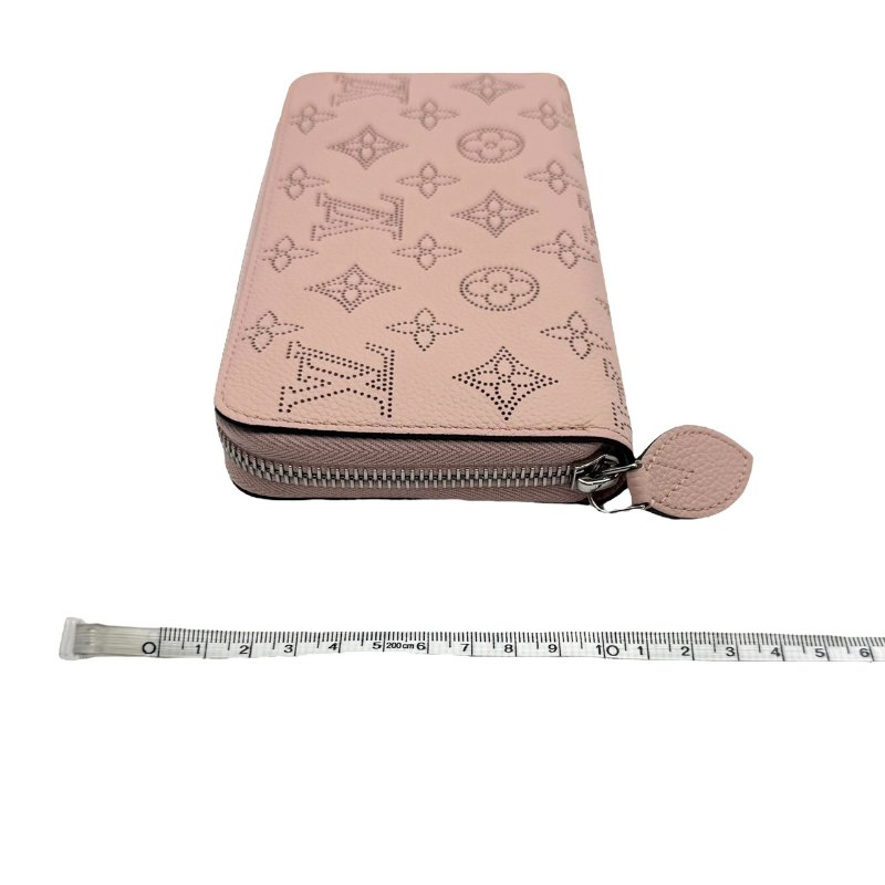 【美收精品】LV 粉色Mahina長夾 B-797【隔月月中將轉賣至日本 上架期限30天】-10