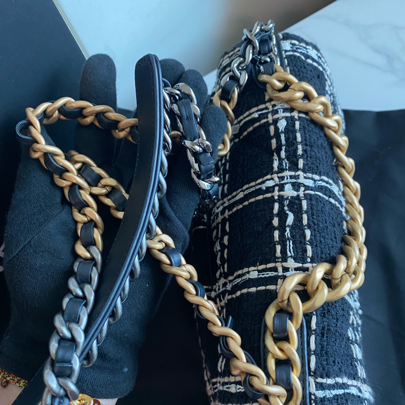 Chanel 黑色格子毛呢19bag-20