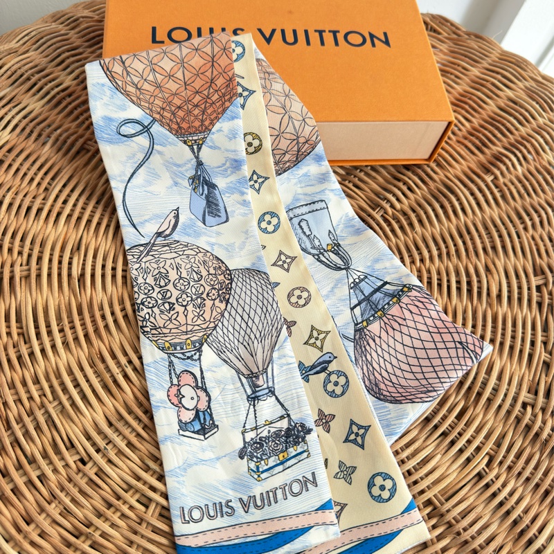 極新LV熱氣球水藍色拚米色花紋LOGO長型絲巾-1