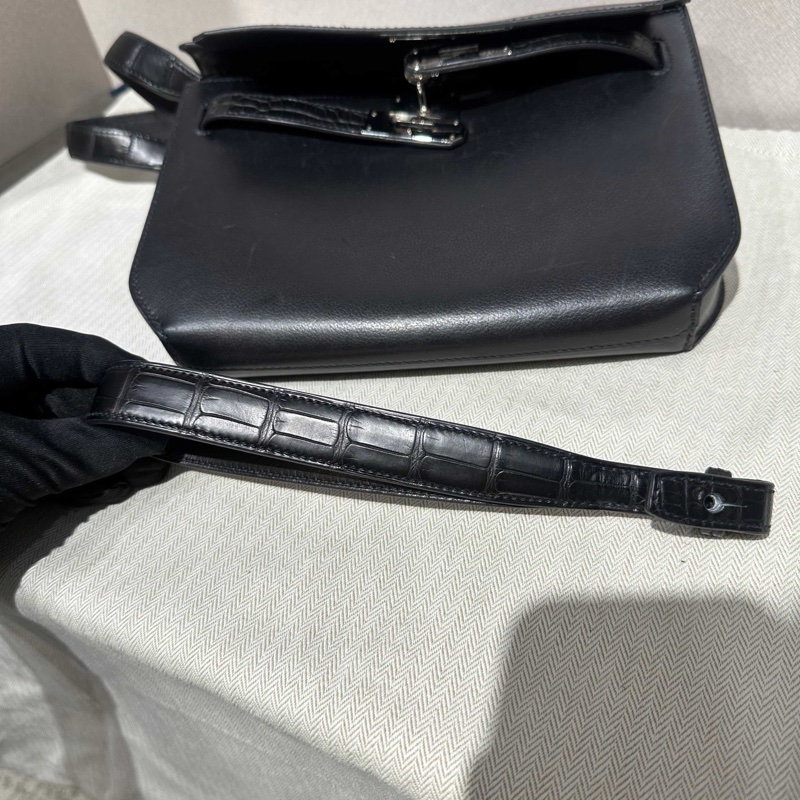 Hermes愛馬仕 kelly depeches 25黑銀 框鱷-16