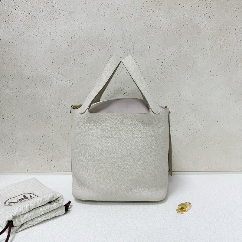 Hermes picotin 22 
冰川白金扣-0
