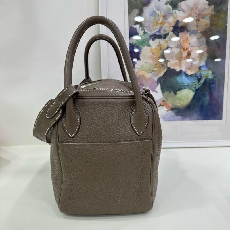 Hermes愛馬仕 Lindy30 大象灰銀扣 TC皮 框O刻-3