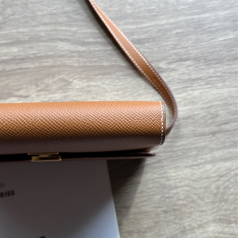 ˗ˏˋ 松阪梅也在背 º· 𓈒꙳ ˖ Hermès Clic16 37金棕Epsom牛皮 金釦 斜背包-5