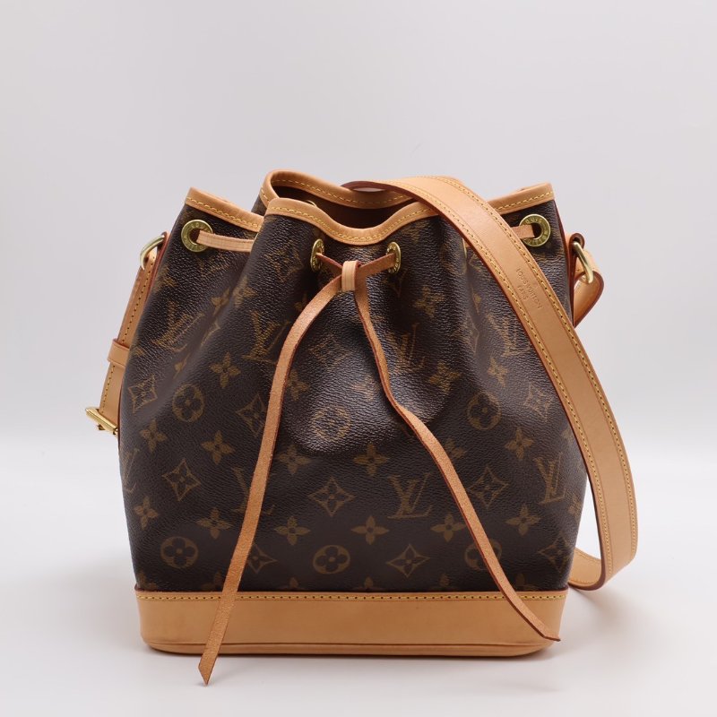 LOUIS VUITTON Noe BB老花水桶包-0