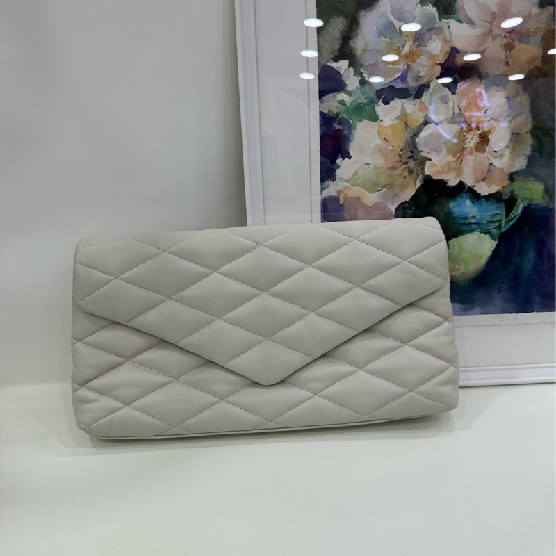 YSL聖羅蘭 Sade Puffer信封手包，經典白色-1