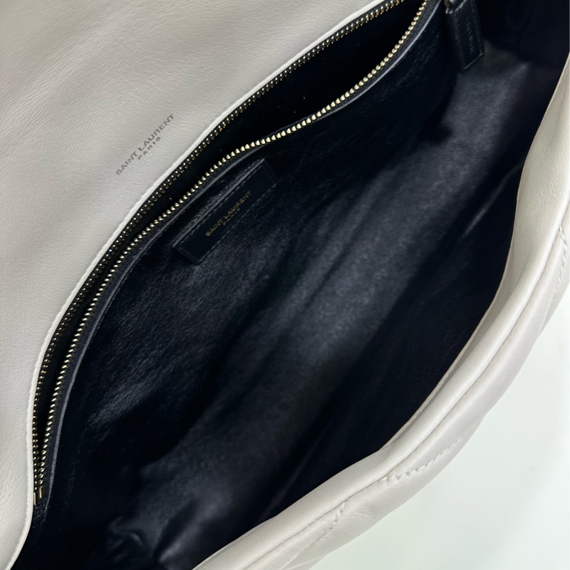 YSL聖羅蘭 Sade Puffer信封手包，經典白色-9