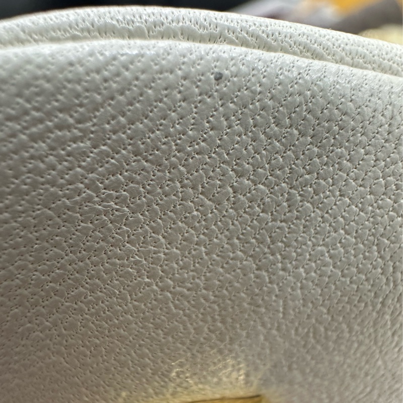 YSL聖羅蘭 Sade Puffer信封手包，經典白色-14