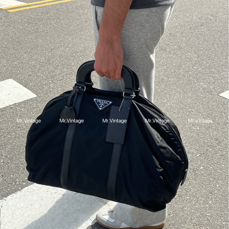 Prada 尼龍旅行袋-1