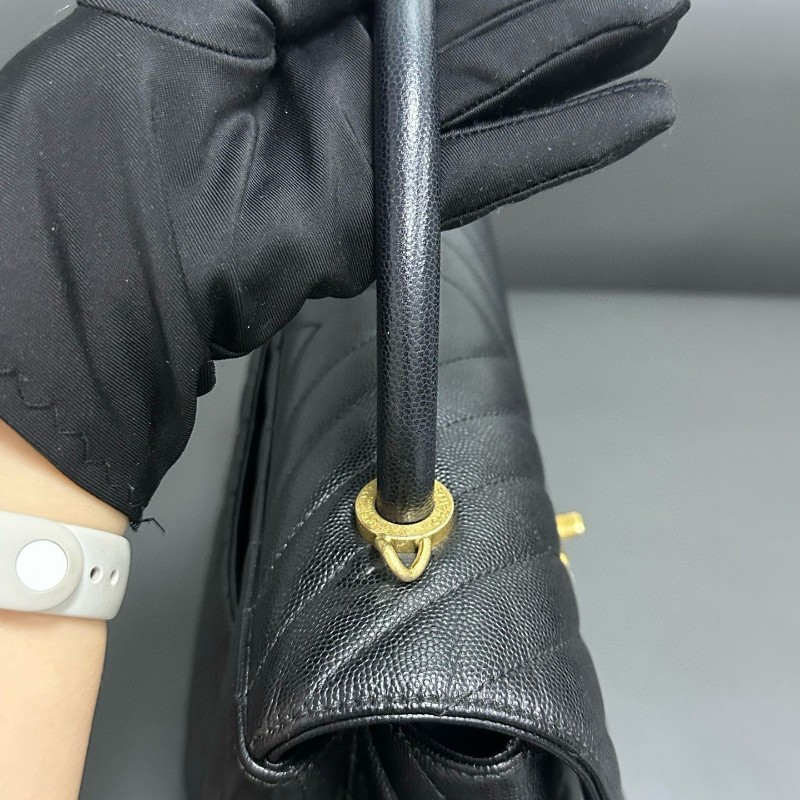 Chanel V紋cocohandle
中號-17
