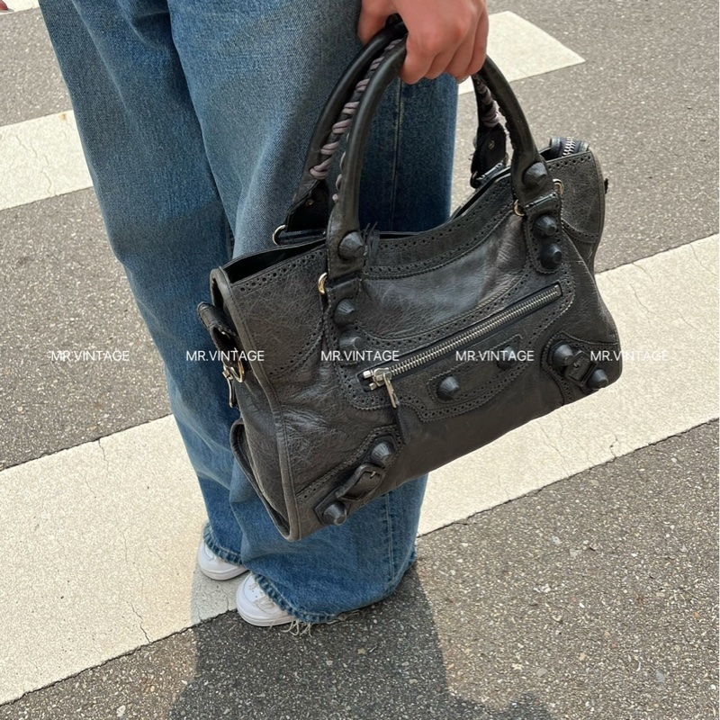 Balenciaga 機車包-1