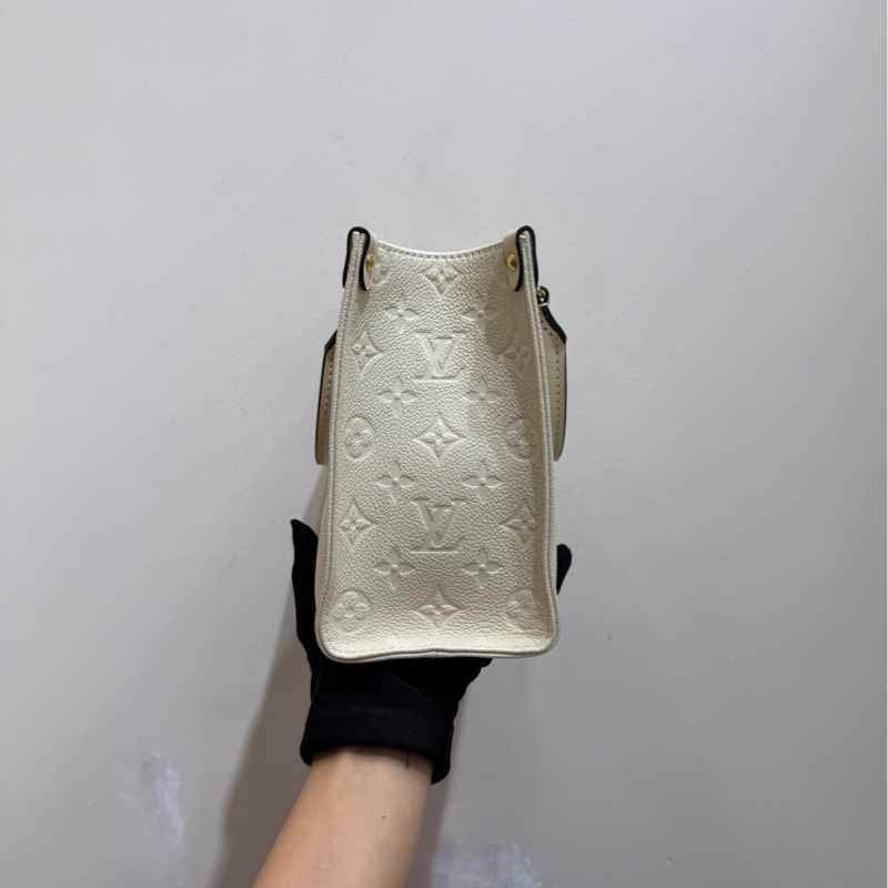 Lv Louis Vuitton路易威登 onthego 小號 small pm 奶油白金扣全皮單肩手提-3