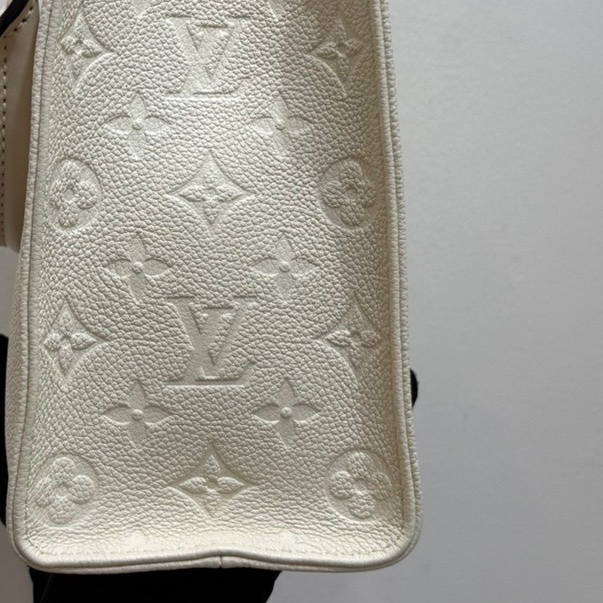 Lv Louis Vuitton路易威登 onthego 小號 small pm 奶油白金扣全皮單肩手提-6