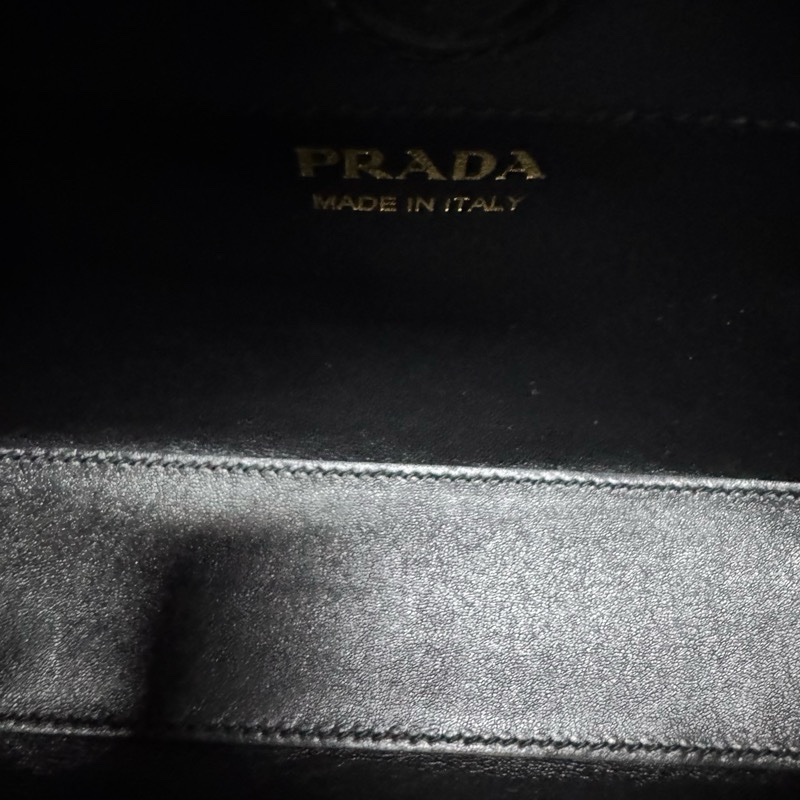 Prada / 普拉达 黑金元寶包-2