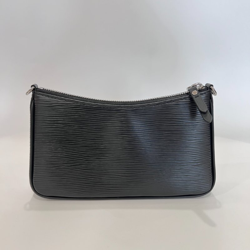 LV M80471 黑水波紋EASY POUCH單背包-1