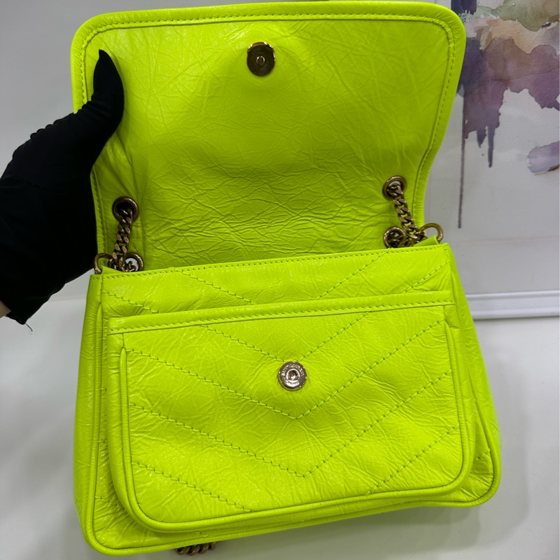 YSL 聖羅蘭 螢光綠油蠟皮 Niki 小號 好特別的顏色-6