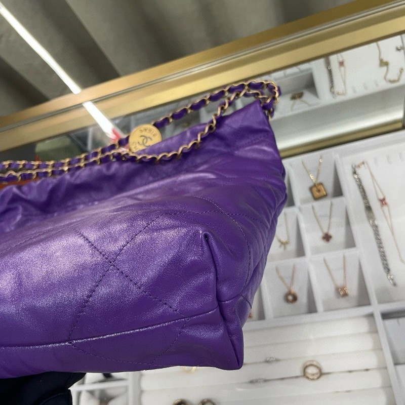 CHANEL 22bag small-12
