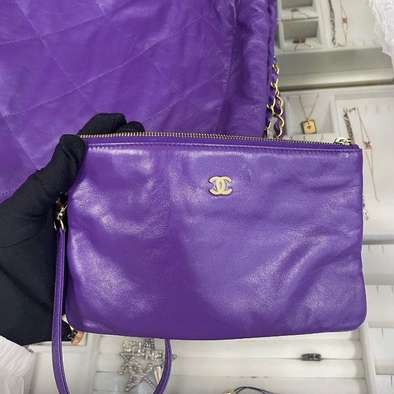 CHANEL 22bag small-16