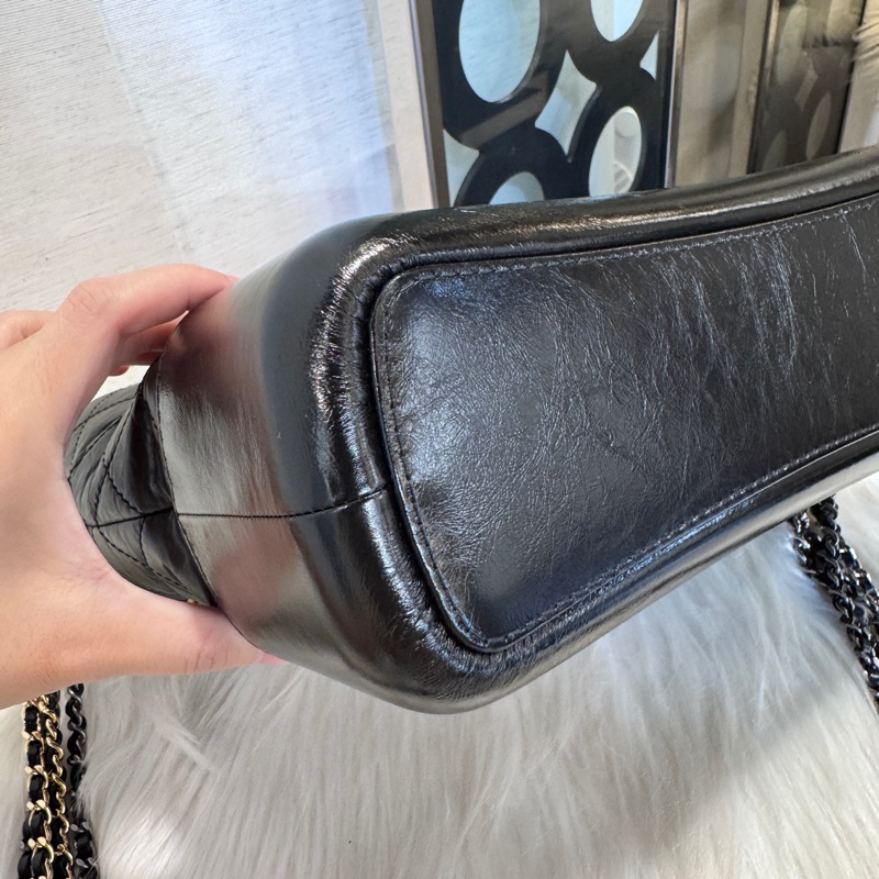 Chanel 黑復刻牛皮大號流浪包-5