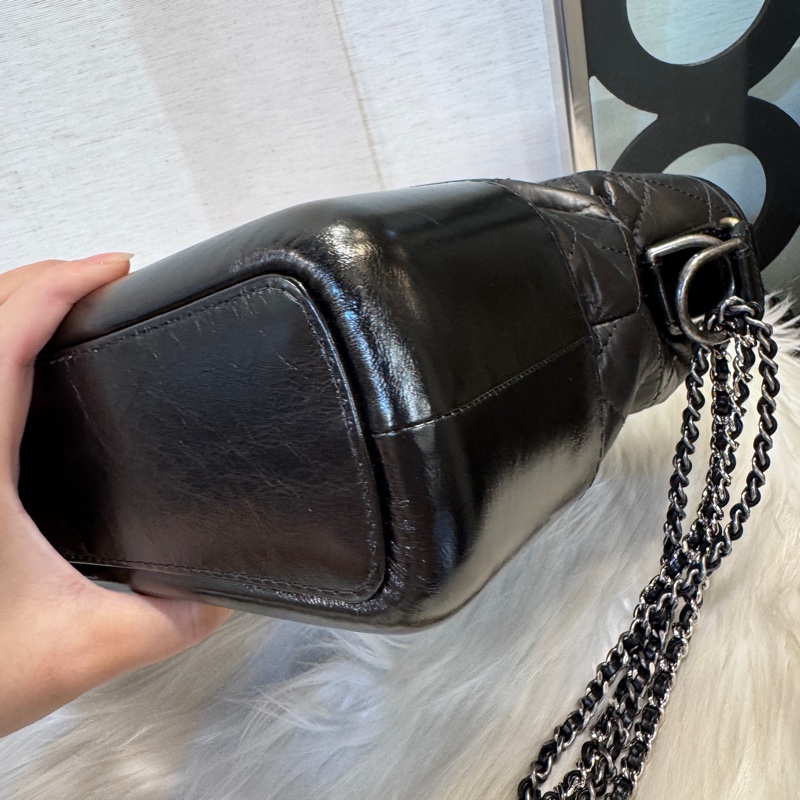 Chanel 黑復刻牛皮大號流浪包-6