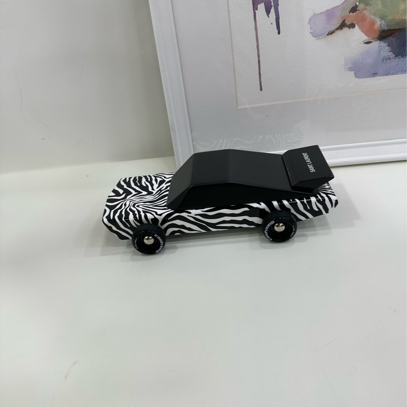 YSL 聖羅蘭 saint laurent paris SLP 斑馬紋小汽車擺飾 超酷超漂亮-2