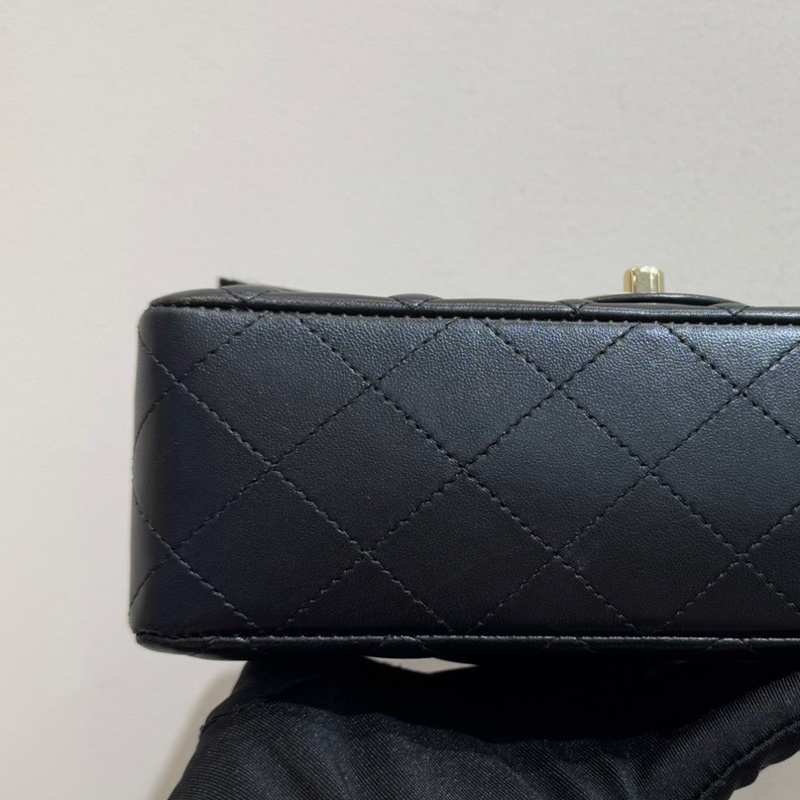Chanel 香奈兒 22B CF 大mini黑色金扣羊皮 鏈條包單肩斜挎包-8