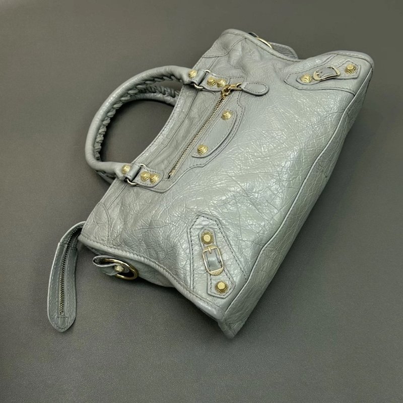 BALENCIAGA 灰色金扣小號機車手提肩背斜背包30*19*9 98新配件塵袋-3
