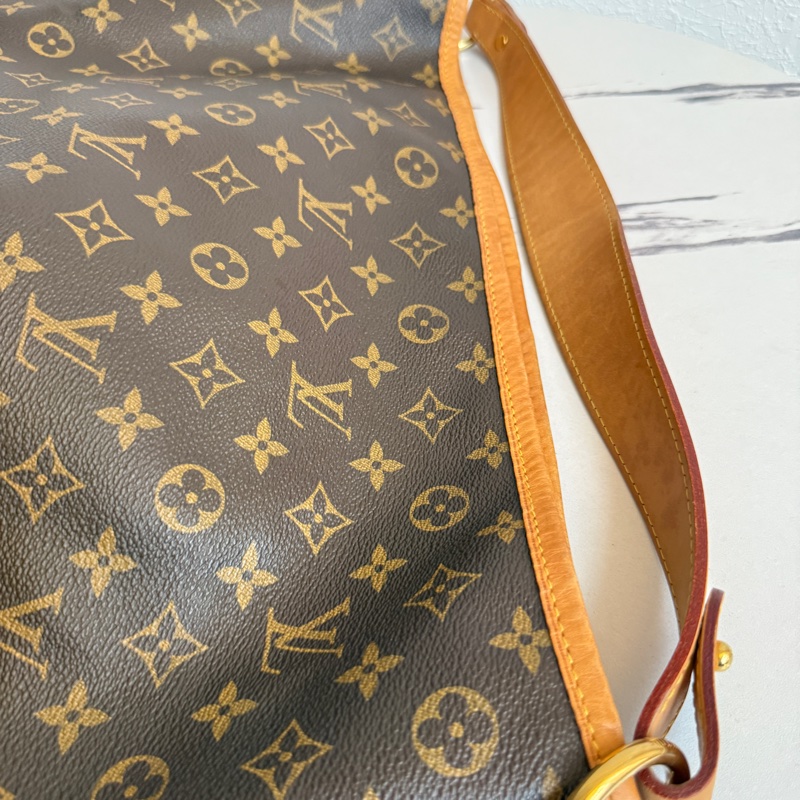 lv 大單肩包 容量很夠🤩🤩🤩-24
