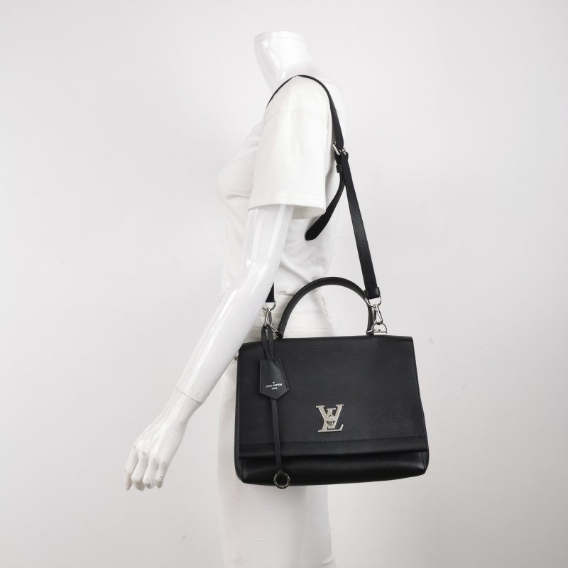 Louis Vuitton (LV) Lockme 牛皮 純色 LV 轉鎖 單肩包-1