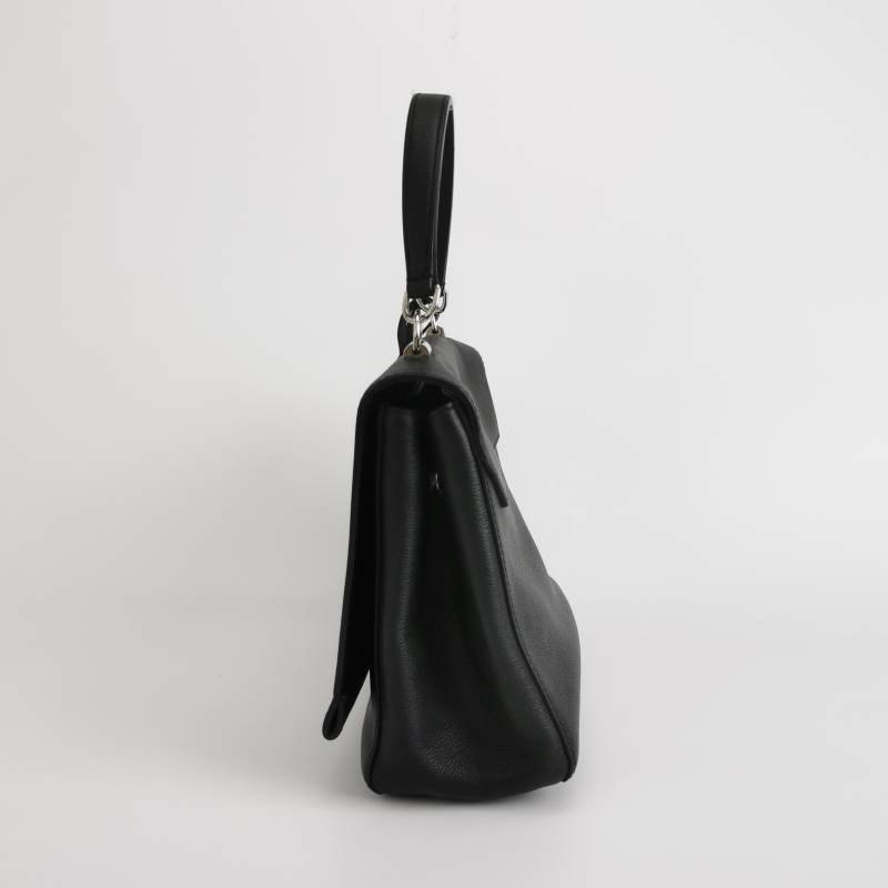 Louis Vuitton (LV) Lockme 牛皮 純色 LV 轉鎖 單肩包-2