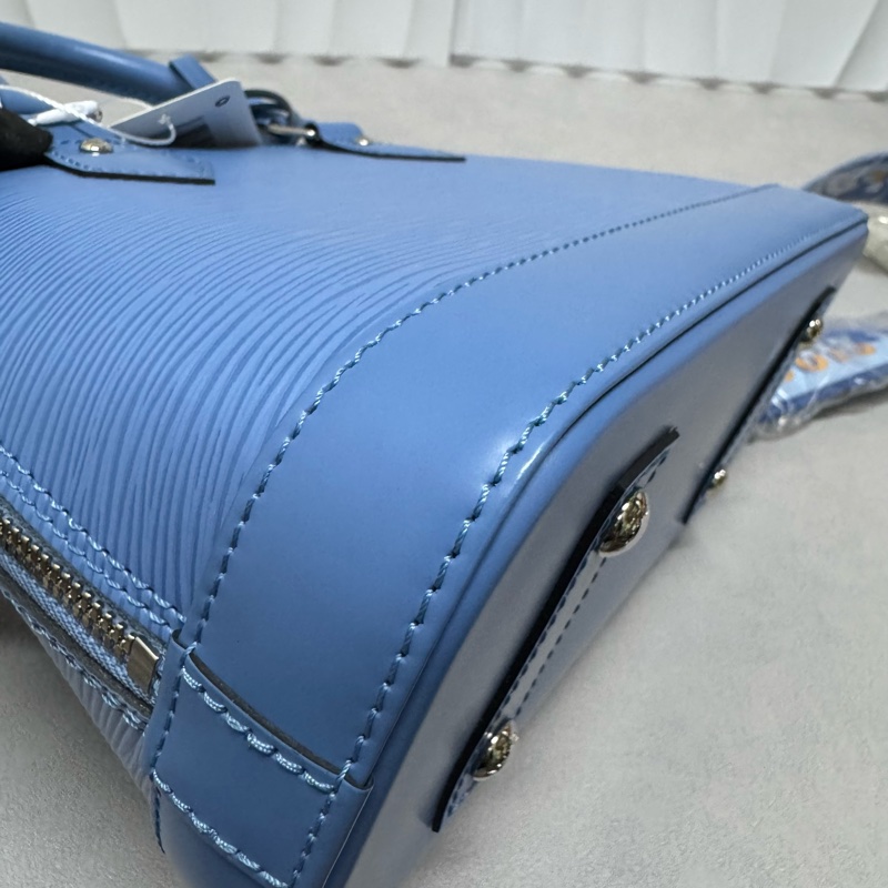LV / 路易威登 Alma BB 水波紋 牛皮 藍色貝殼包-9