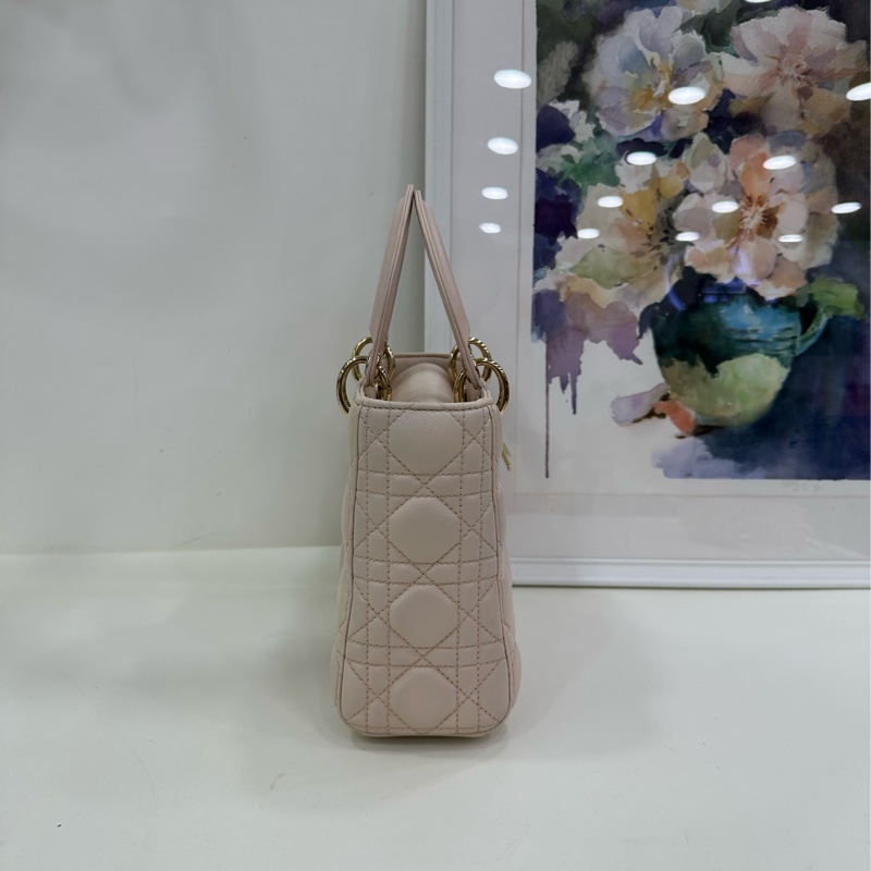 Dior 迪奧 戴妃四格 羊皮 奶茶色 金扣 徽章肩帶 17年編碼-4