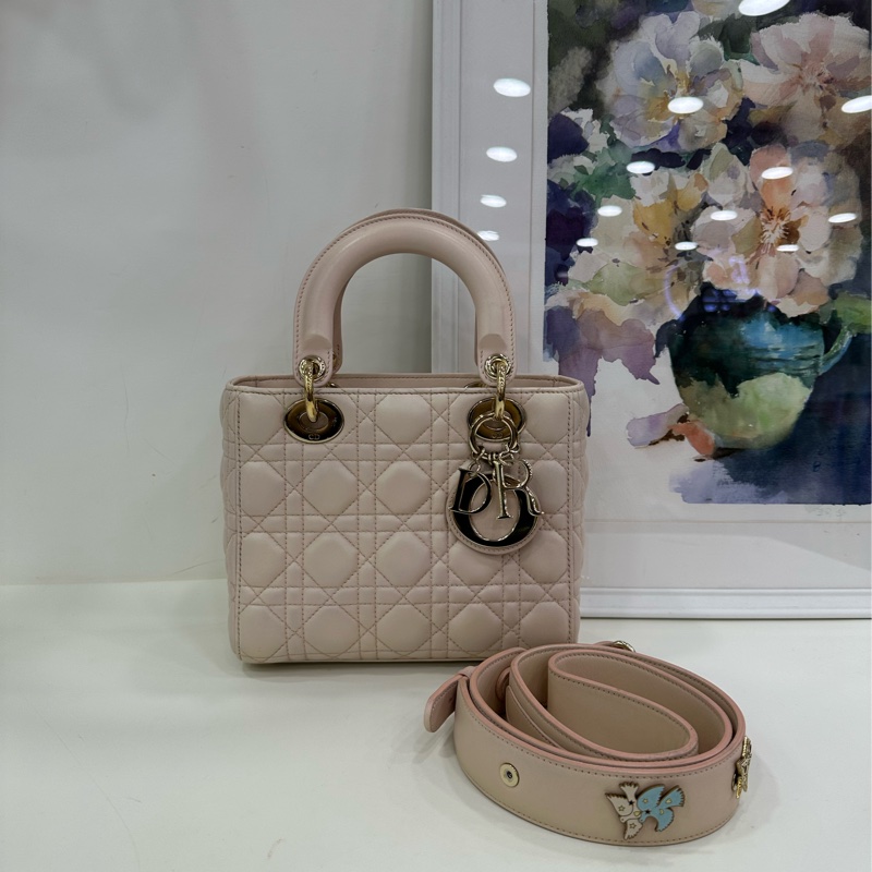 Dior 迪奧 戴妃四格 羊皮 奶茶色 金扣 徽章肩帶 17年編碼-16