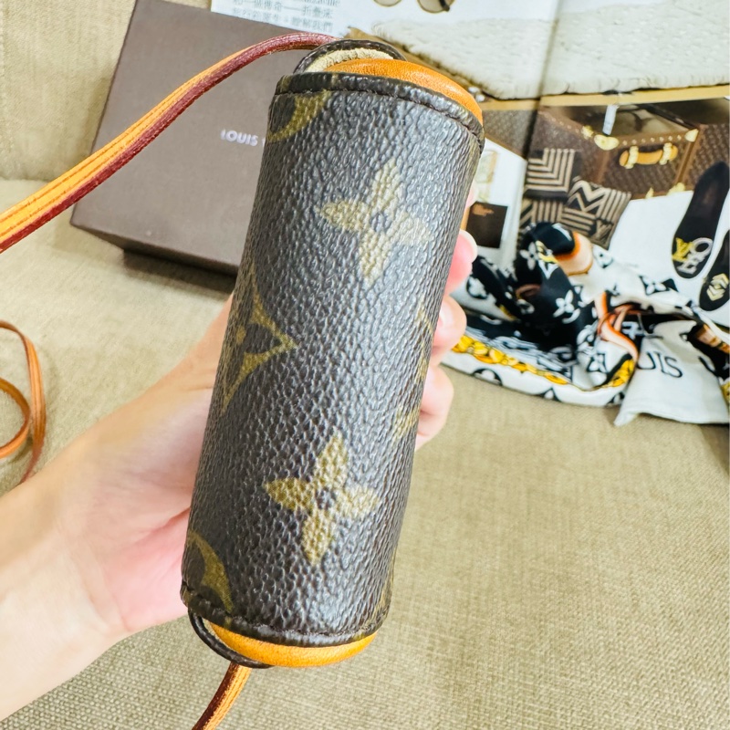 售二手 真品 LVM60018 vintage 老花迷你 豆豆包 口紅包 小包 斜背包-12