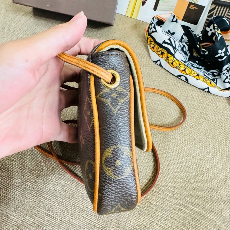 售二手 真品 LVM60018 vintage 老花迷你 豆豆包 口紅包 小包 斜背包-31