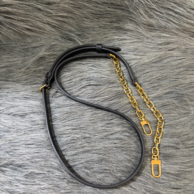 LV M43596 TRUNK CLUTCH 原花老花字紋雙色 海鷗 金鍊金釦 小箱子軟箱包箱子包斜背包肩背包手拿包-44