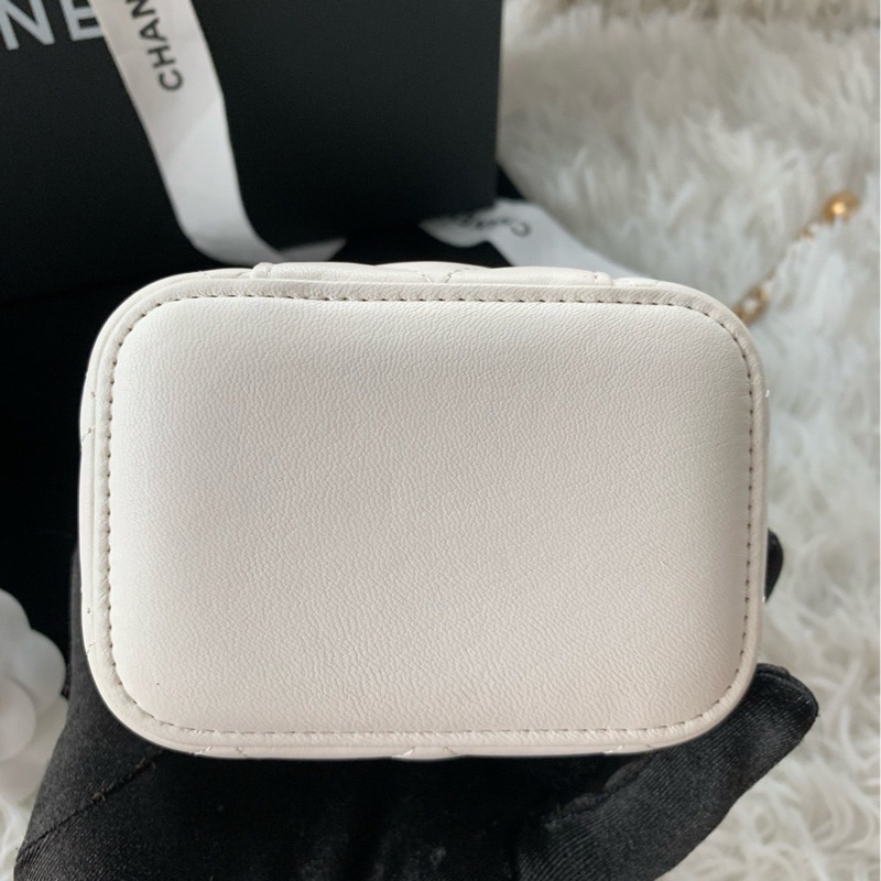 香奈兒 Chanel 21c 小盒子 化妝包 金球白色 斜挎單肩-4