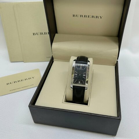 BURBERRY 不鏽鋼石英腕錶