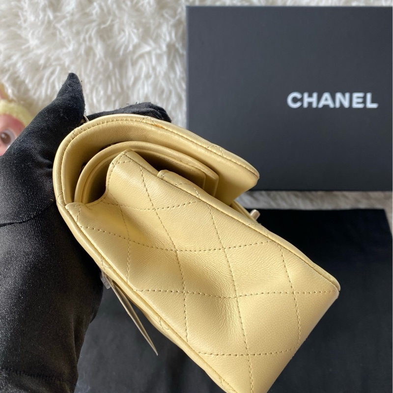 香奈兒Chanel 22p cf 小號 羊皮 淺黃色 小雞黃 奶茶色 可單肩斜挎手提-1