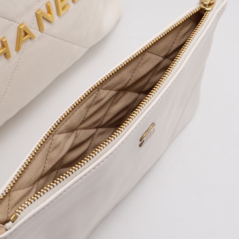 CHANEL 22 Bag - 小號白金-4