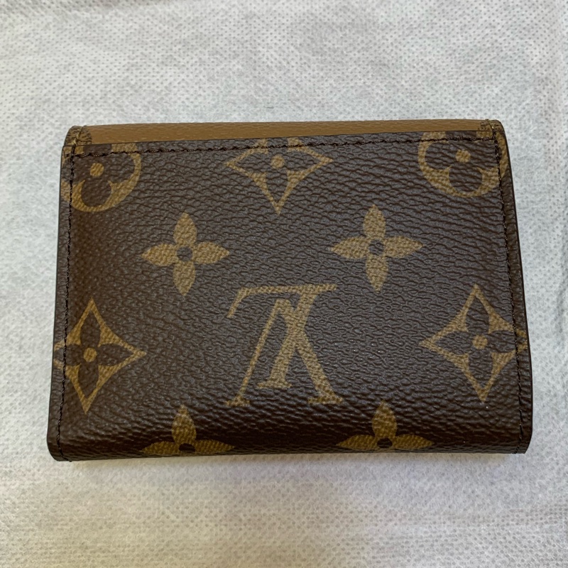 Louis Vuitton Zoe Wallet-1