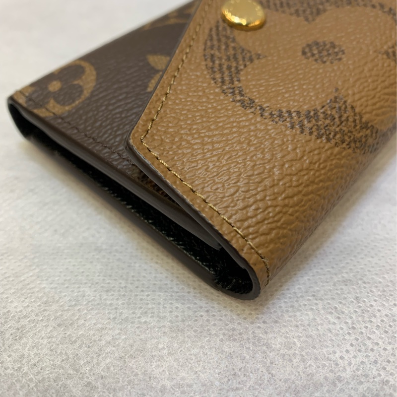 Louis Vuitton Zoe Wallet-4