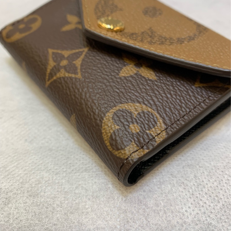 Louis Vuitton Zoe Wallet-5