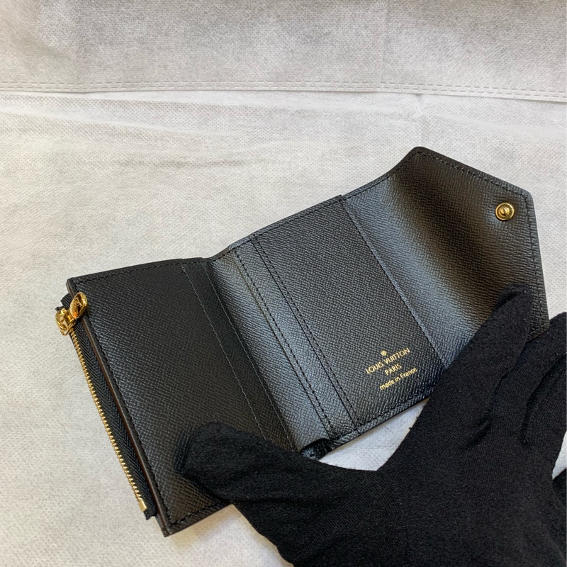 Louis Vuitton Zoe Wallet-7