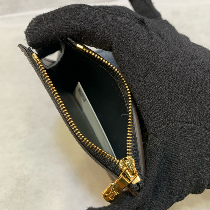 Louis Vuitton Zoe Wallet-9