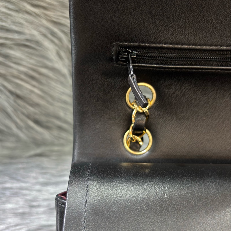 CHANEL A01112 25 COCO CF 黑色羊皮 金鍊 肩背包 口蓋包-26