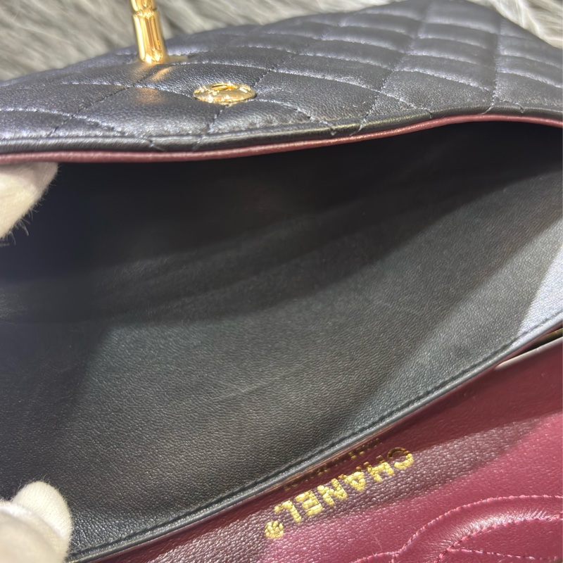 CHANEL A01112 25 COCO CF 黑色羊皮 金鍊 肩背包 口蓋包-35