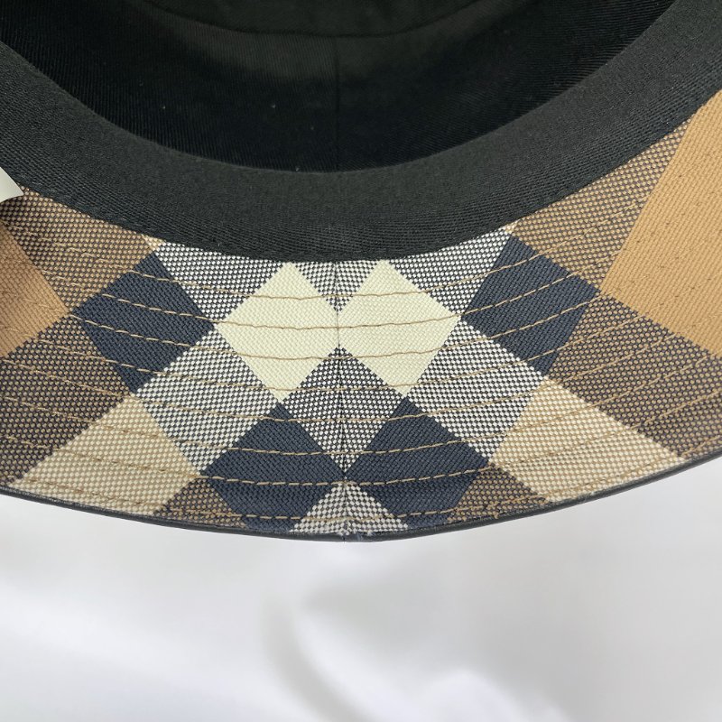 BURBERRY 全新經典皮革邊格紋漁夫帽-5