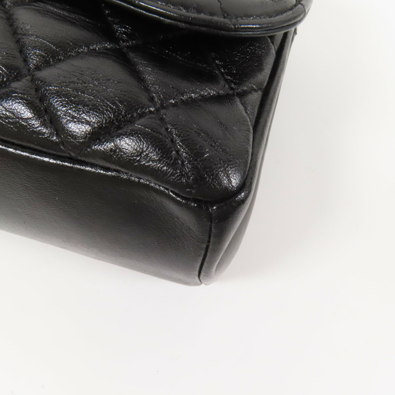 CHANEL 牛皮皮革Chain Shoulder金扣肩背袋-14