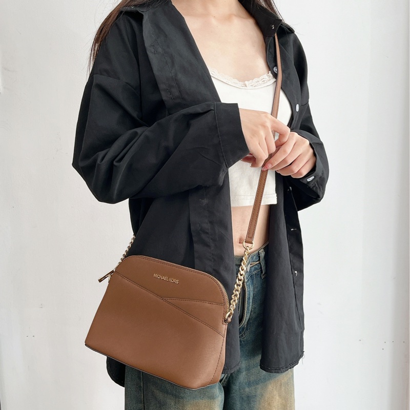 莉亞精品♡MK貝殼斜背包 二手美包-1